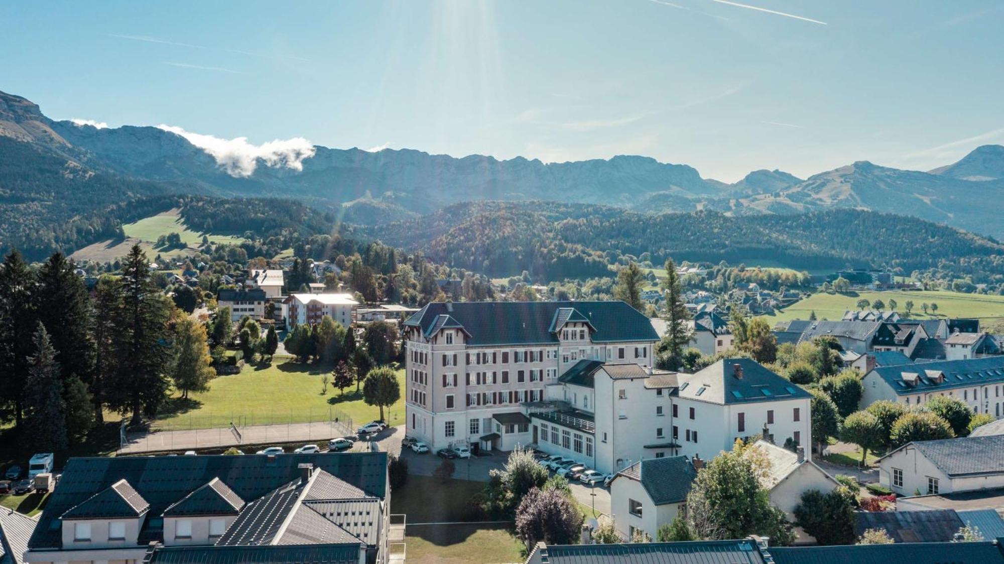Best Western Grand Hotel De Paris & Spa Villard-de-Lans Esterno foto